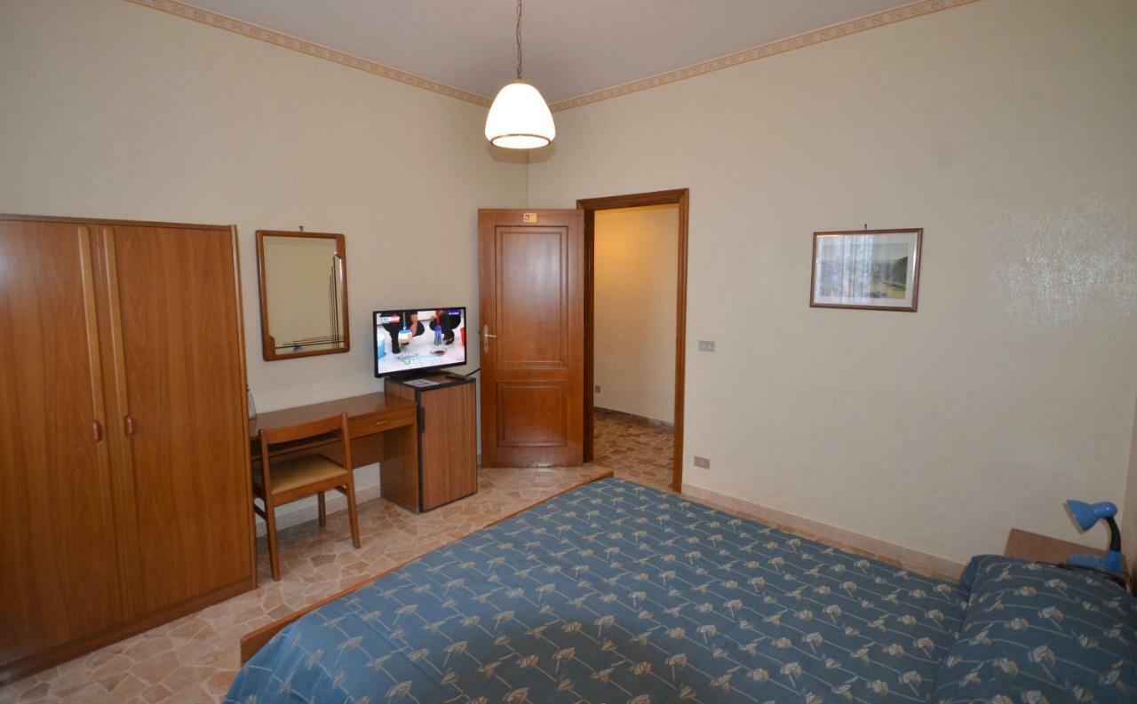 Hotel A-14 โมดูโญ ภายนอก รูปภาพ