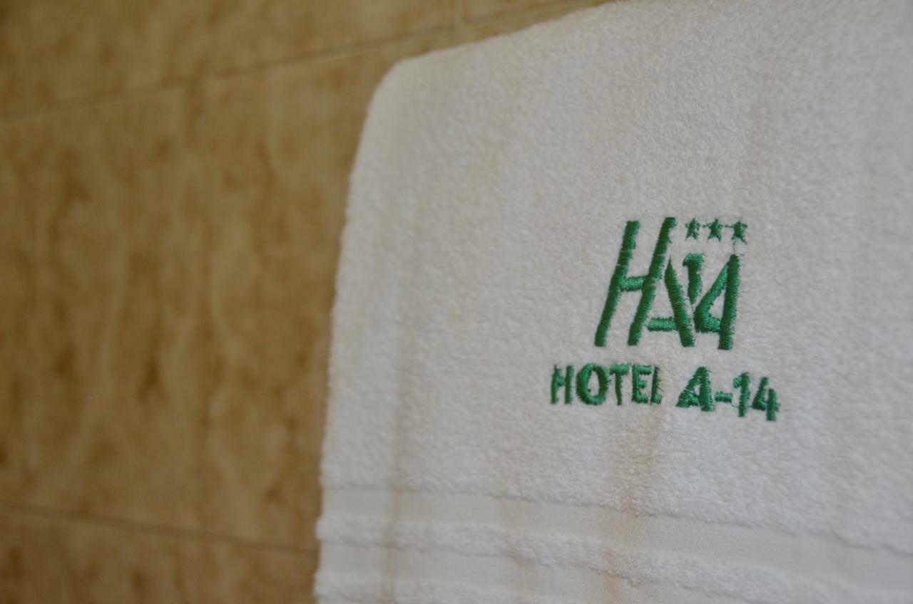 Hotel A-14 โมดูโญ ภายนอก รูปภาพ